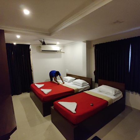 Vyavahar Lodge Udupi Ngoại thất bức ảnh
