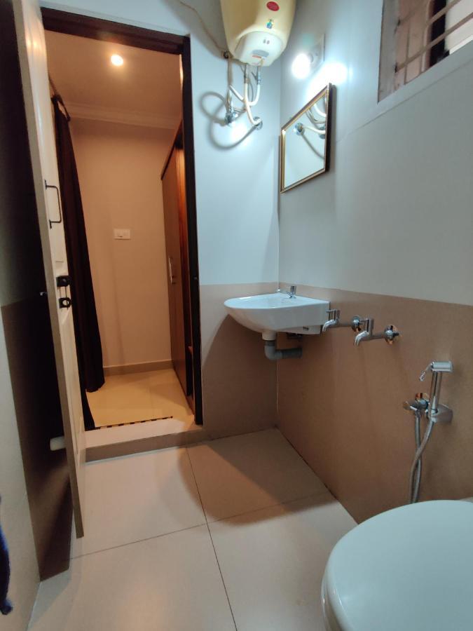 Vyavahar Lodge Udupi Ngoại thất bức ảnh
