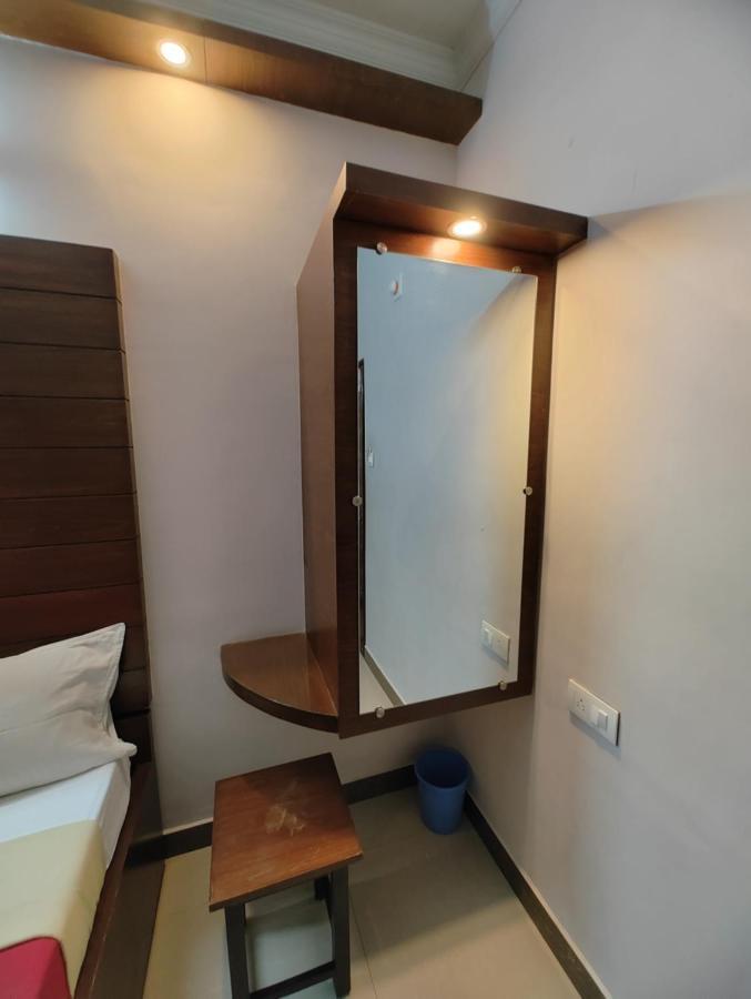Vyavahar Lodge Udupi Ngoại thất bức ảnh