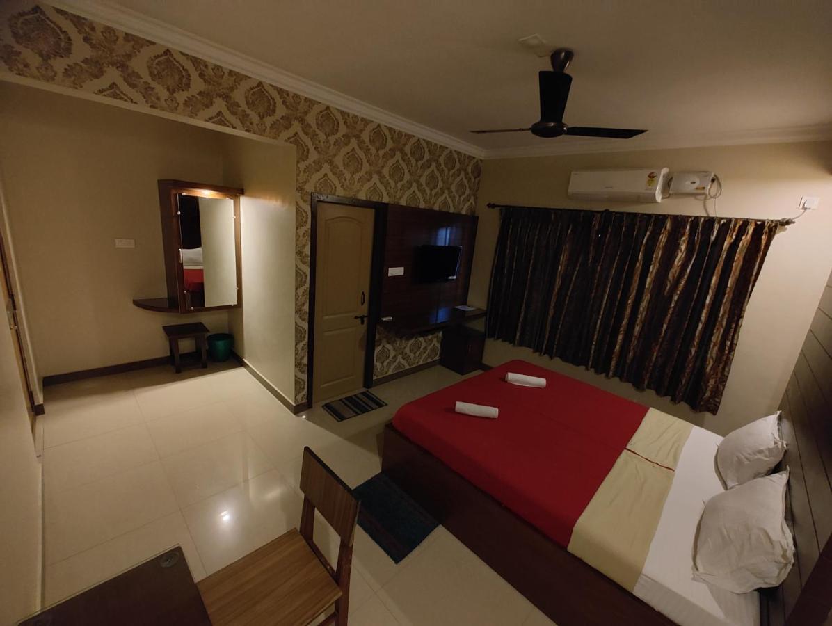 Vyavahar Lodge Udupi Ngoại thất bức ảnh